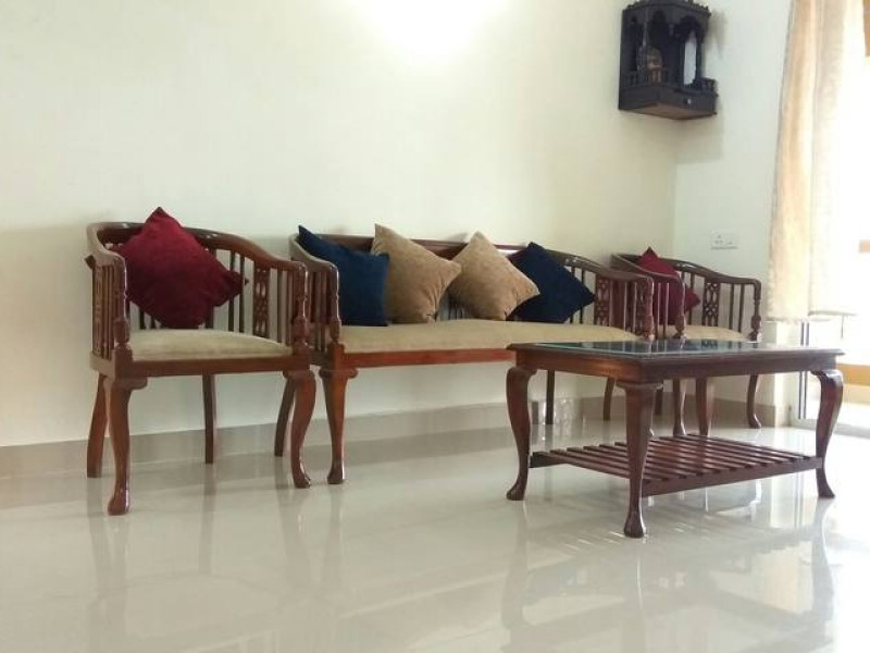 Calvins Hospitality,a Calvin'sRetreat 2BHK with poolview