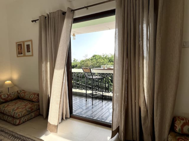The BoHo: Artsy 2BHK,a The Perch - Breezy 2bhk with a view